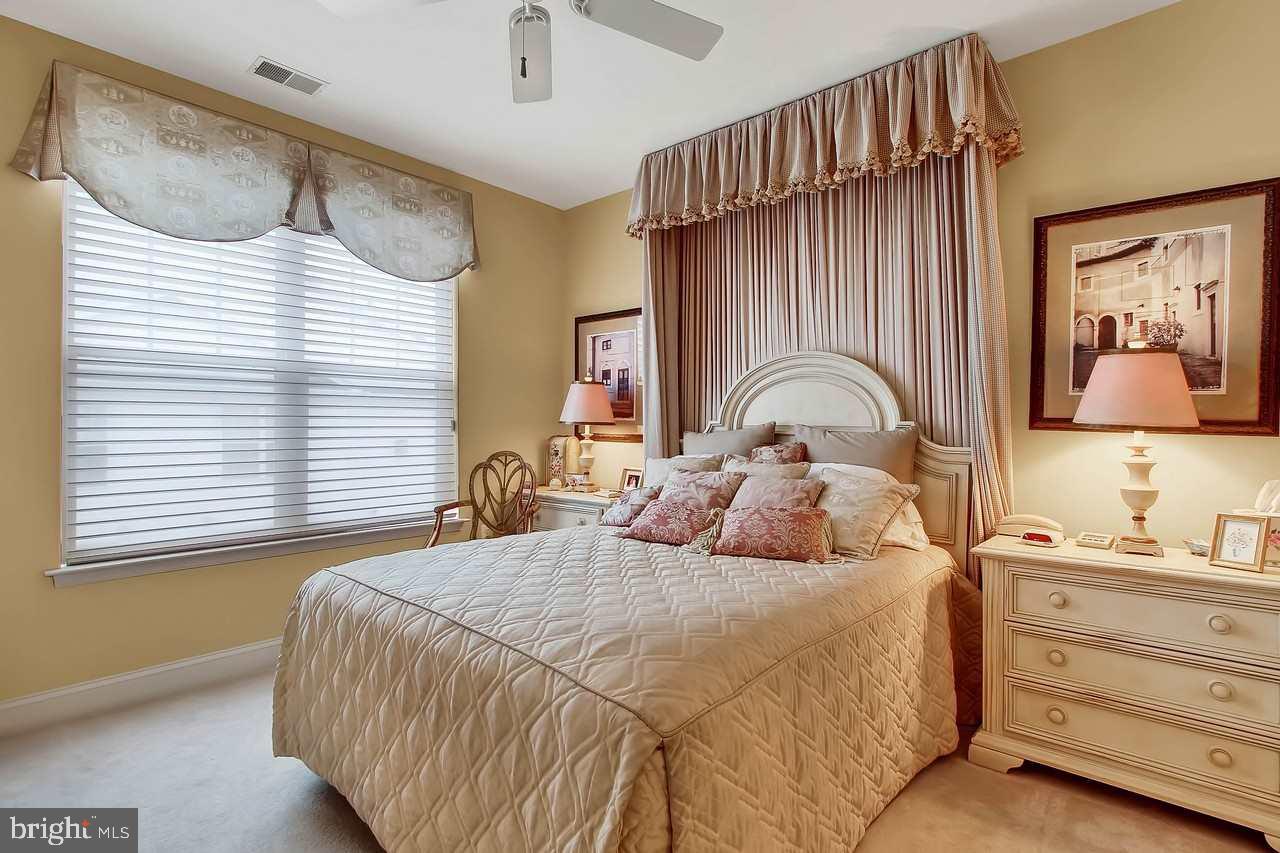 REGENTS GLEN - Residential