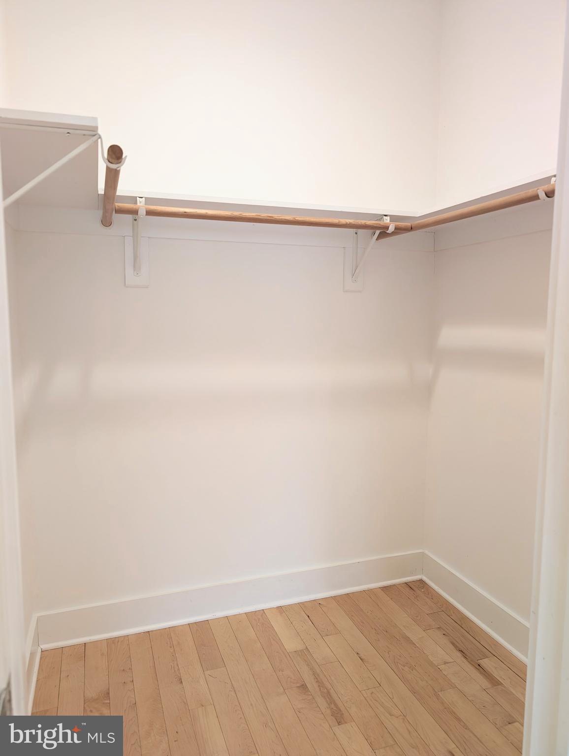 SPRING ARTS - Residential Lease