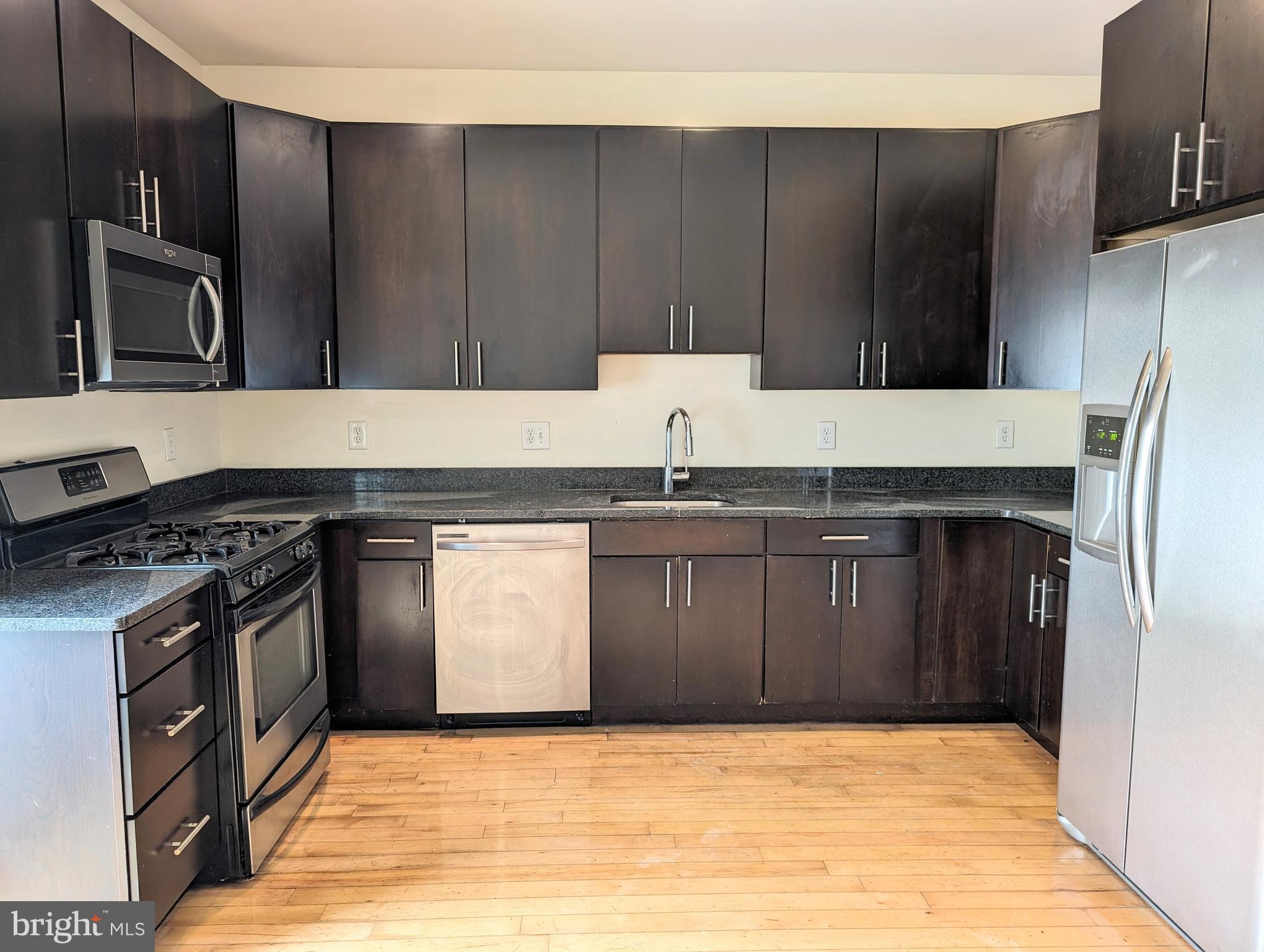 SPRING ARTS - Residential Lease