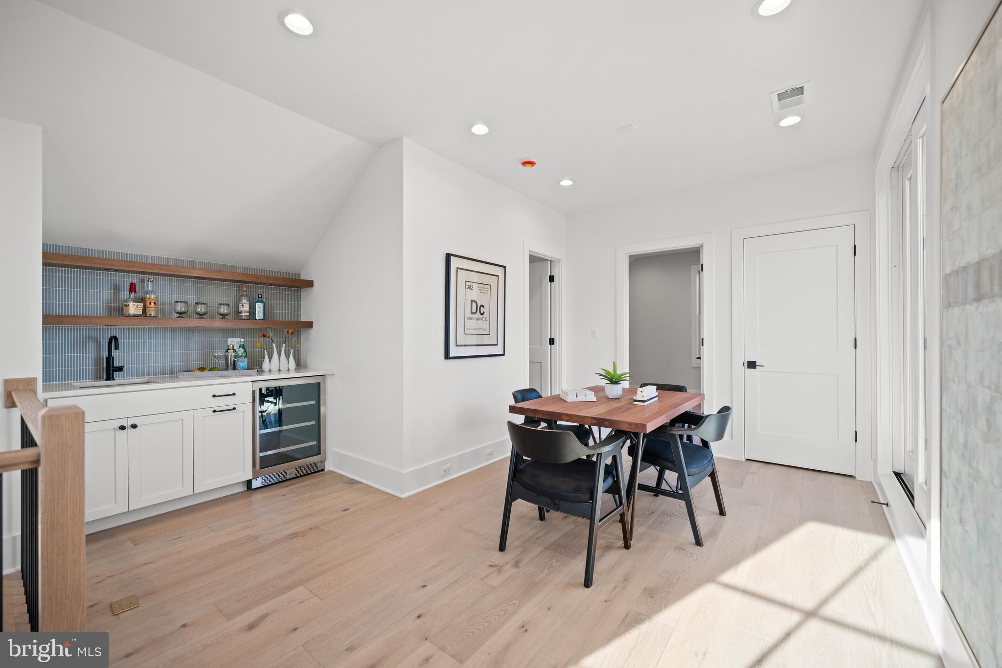 OAKCREST - Residential