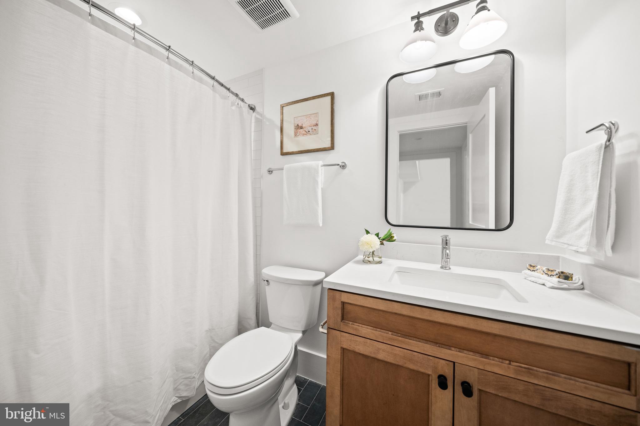 OAKCREST - Residential