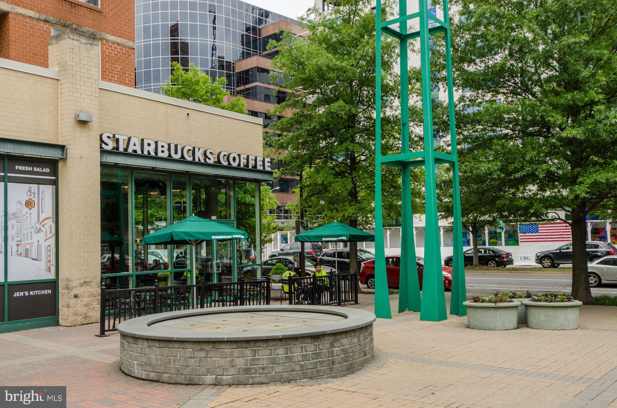 VIRGINIA SQUARE - Residential