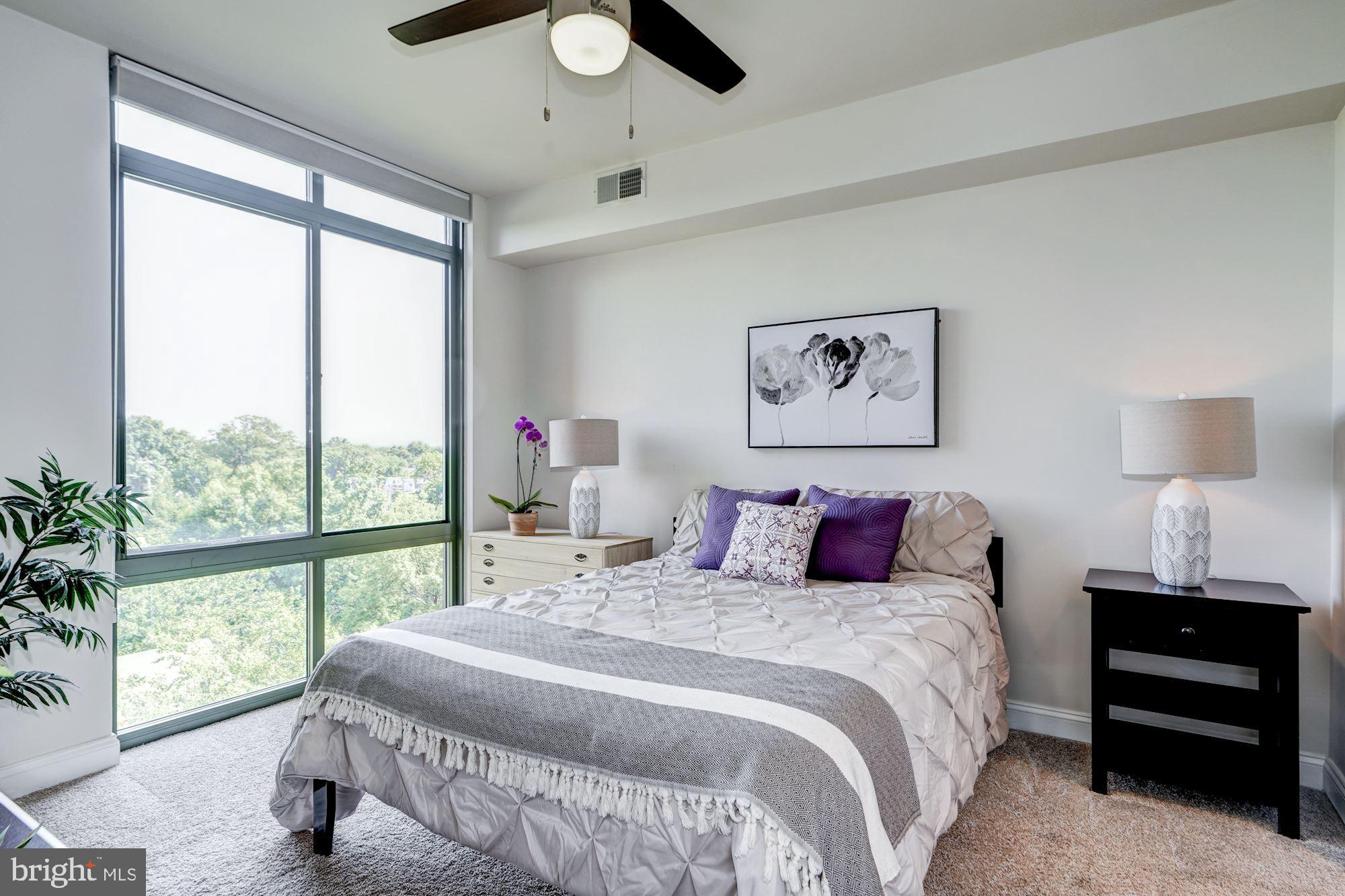 VIRGINIA SQUARE - Residential