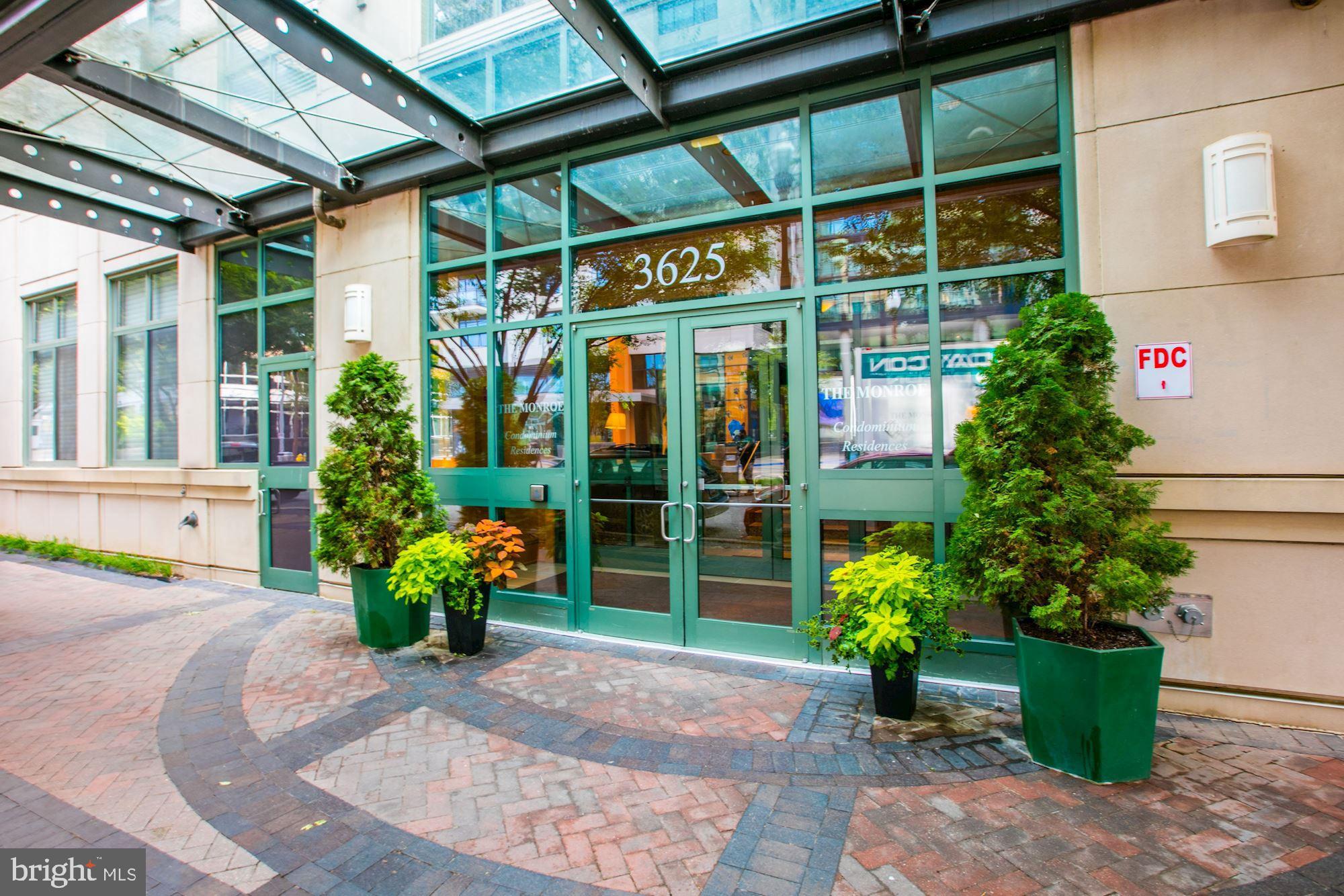 VIRGINIA SQUARE - Residential