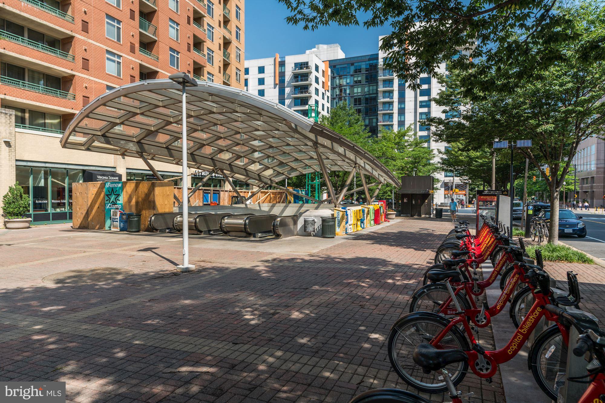 VIRGINIA SQUARE - Residential