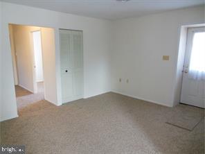 BROOKS EDGE - Residential Lease