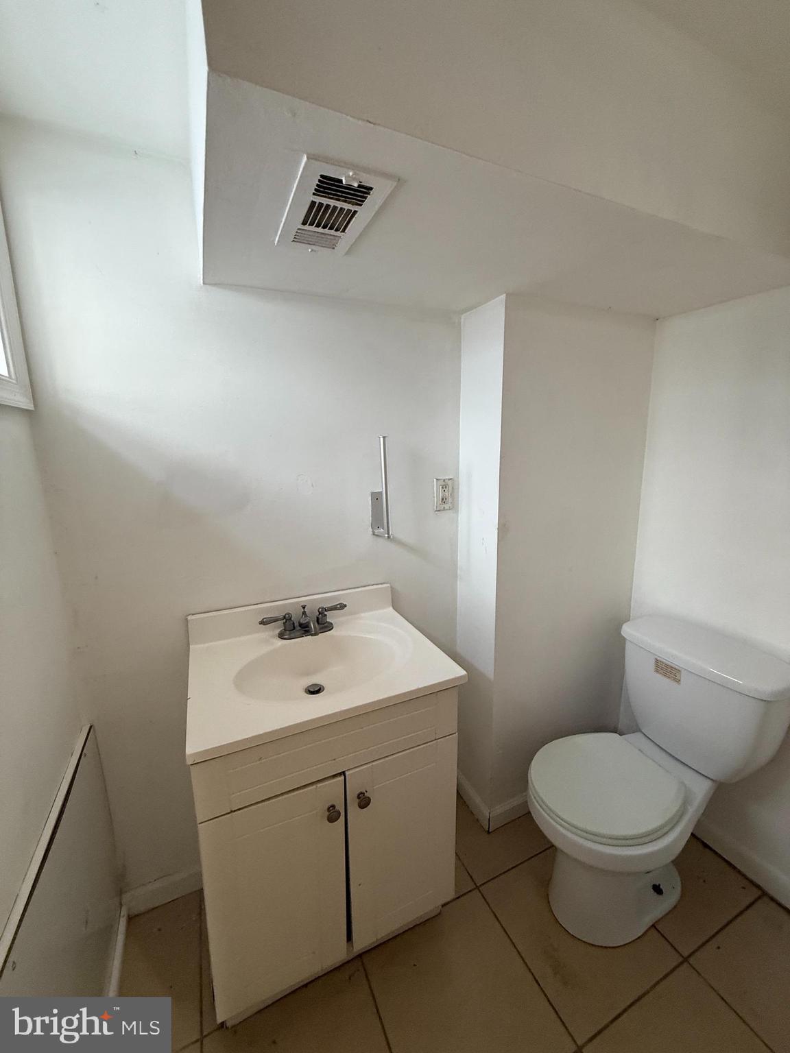 TEMPLE UNIVERSITY - Residential Lease
