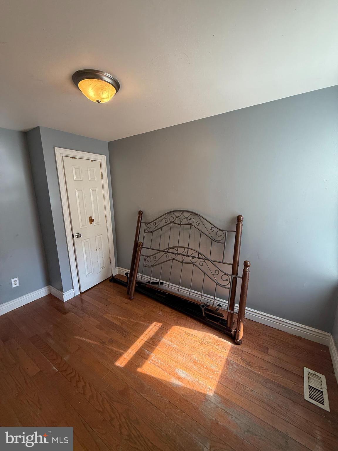 TEMPLE UNIVERSITY - Residential Lease