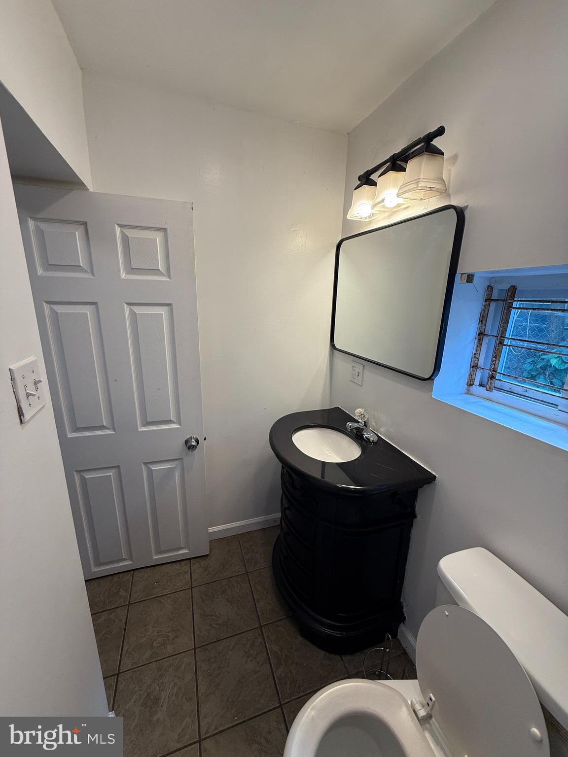 TEMPLE UNIVERSITY - Residential Lease
