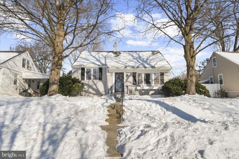 11 MARGARET DRIVE READING PA 19609