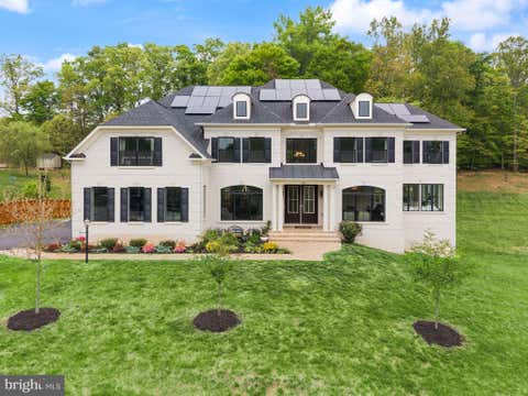 Photo of 5606 Beachview Creek Drive, WOODBRIDGE, VA 22192 (MLS # VAPW2123392)