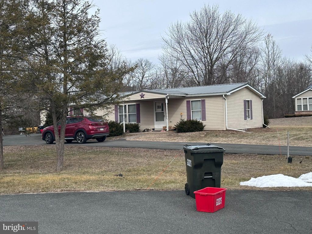 Photo of 154 W Maple Grove Road, NARVON, PA 17555 (MLS # PALA2079158)