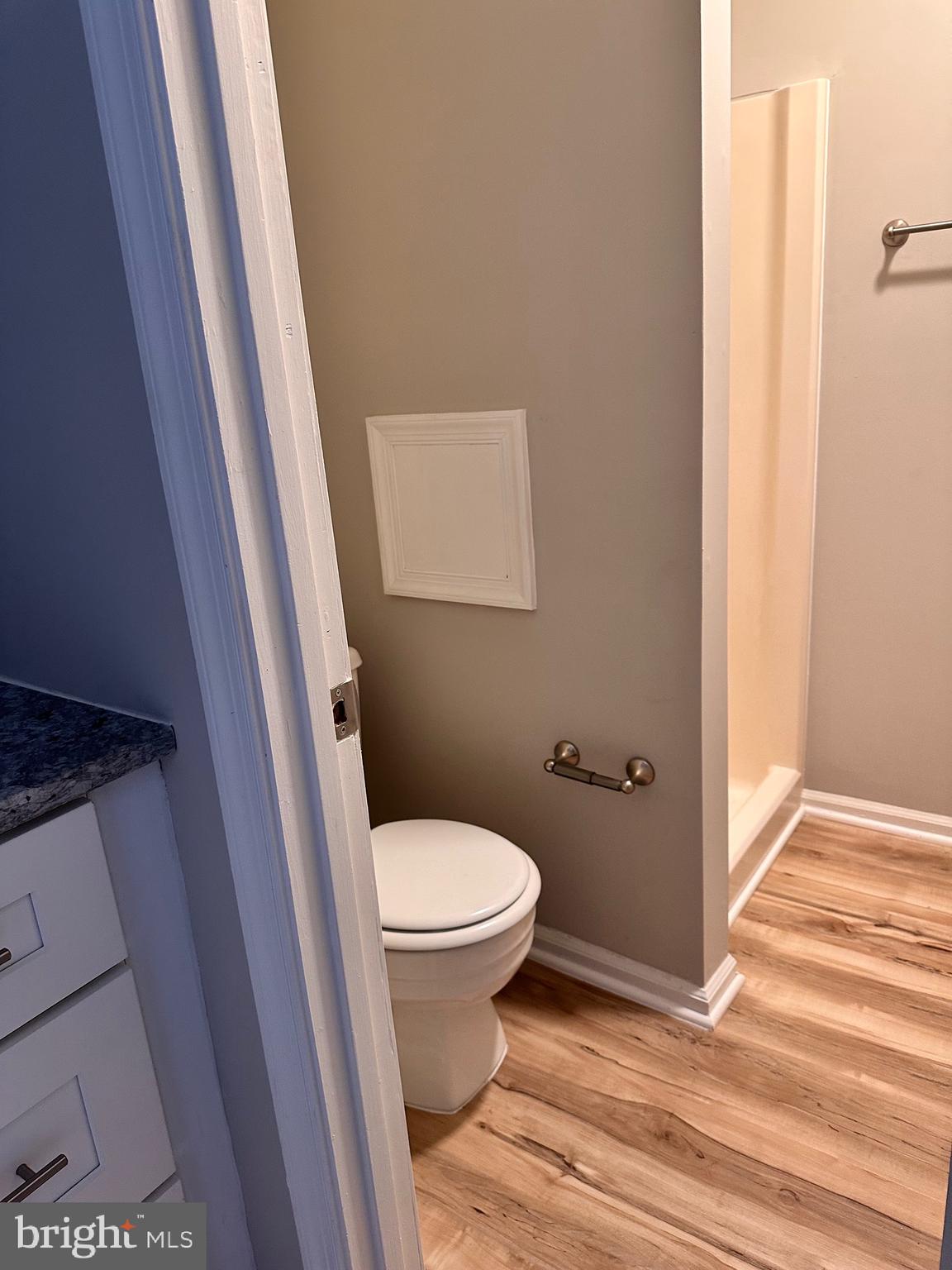 VERNON WOOD - Residential Lease