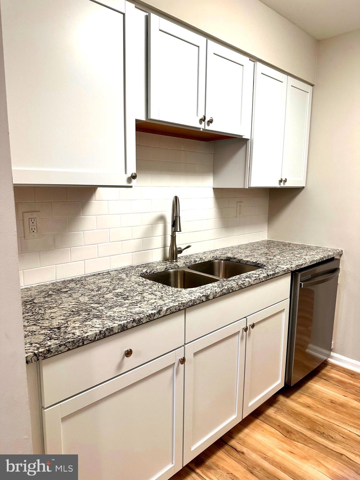 VERNON WOOD - Residential Lease