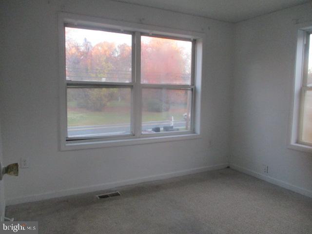 MIDDLE RIVER - Residential