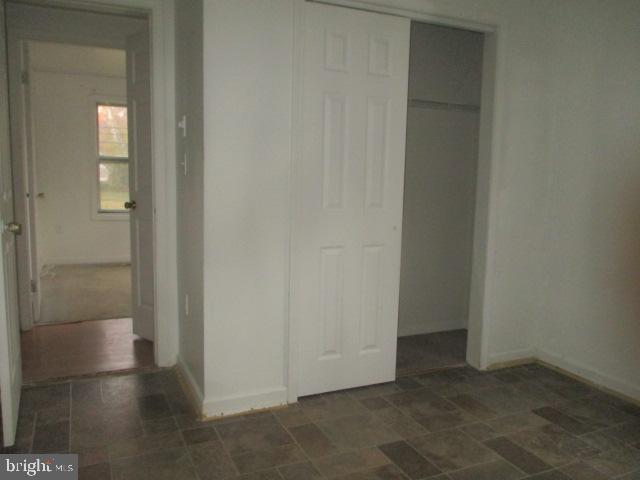 MIDDLE RIVER - Residential