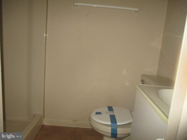 MIDDLE RIVER - Residential