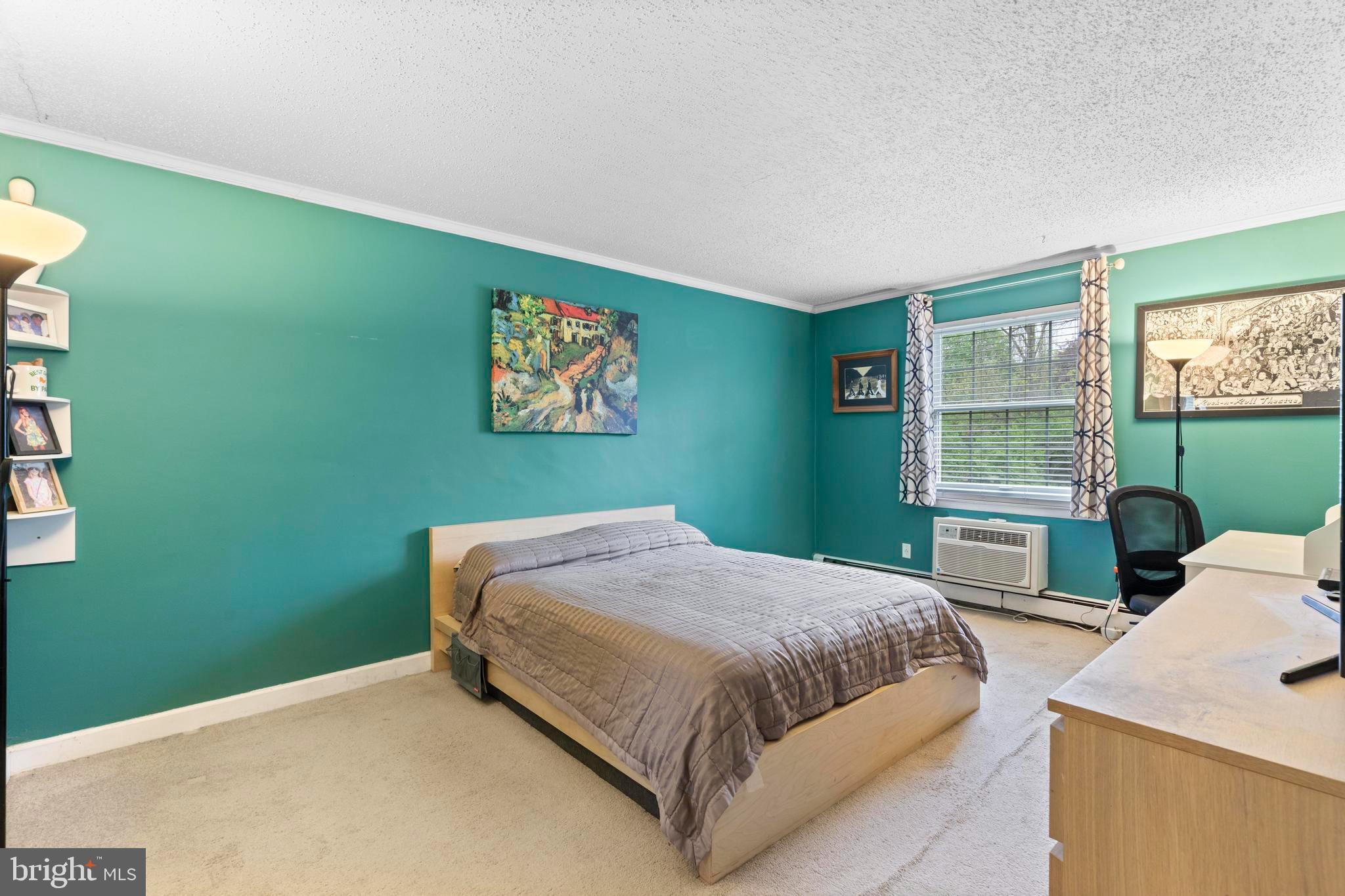 LAFAYETTE HILL - Residential