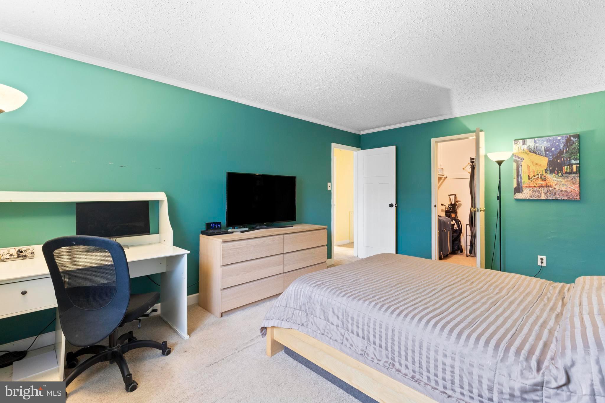 LAFAYETTE HILL - Residential