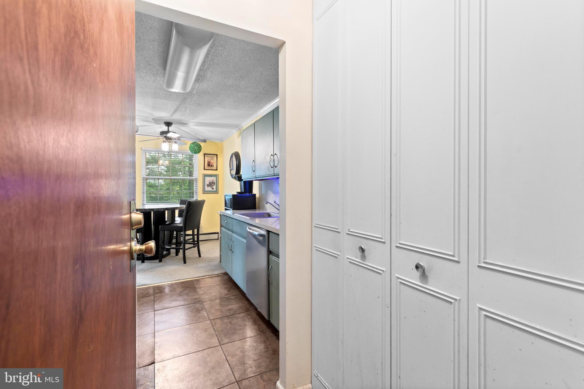 LAFAYETTE HILL - Residential