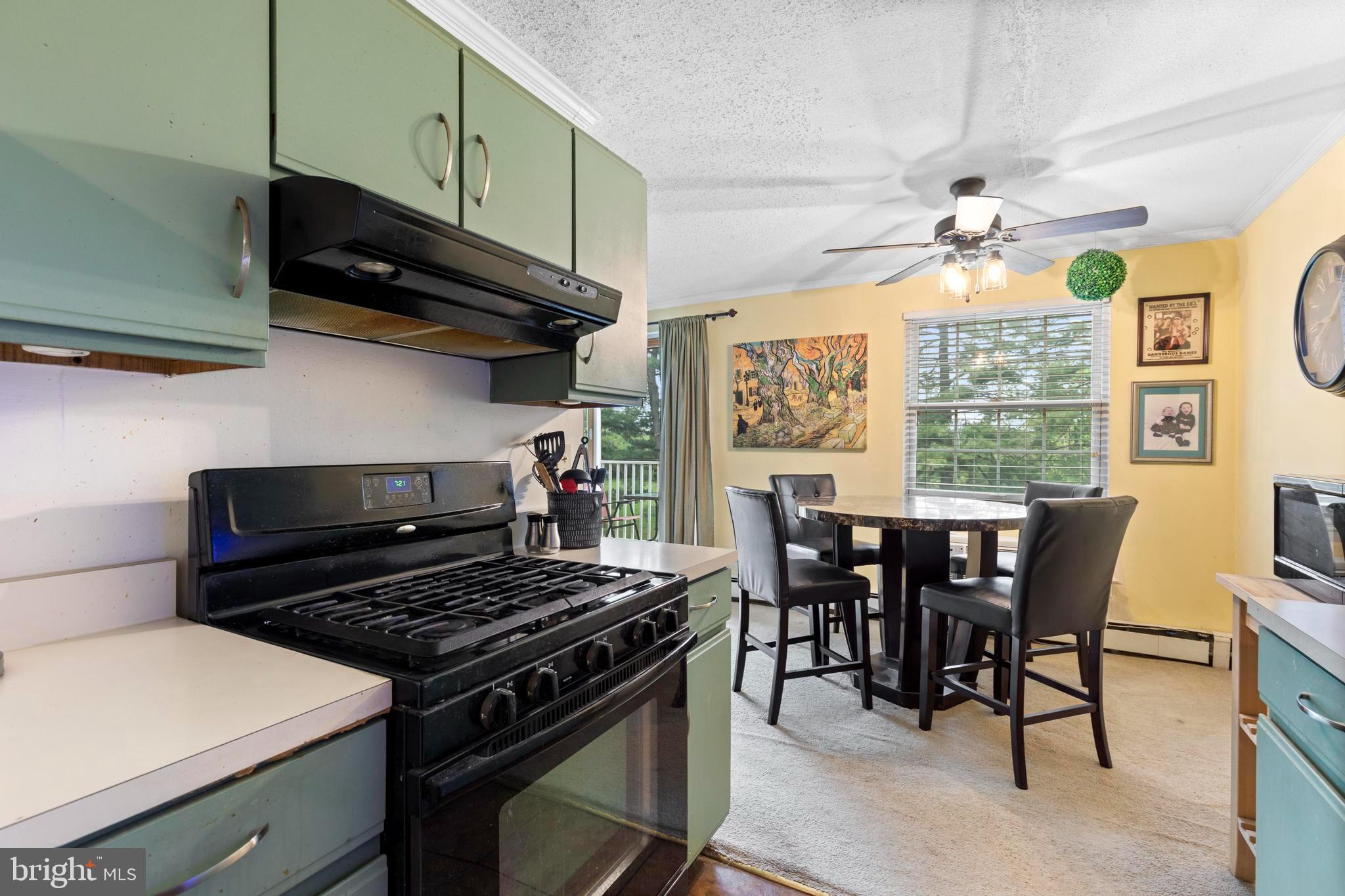 LAFAYETTE HILL - Residential