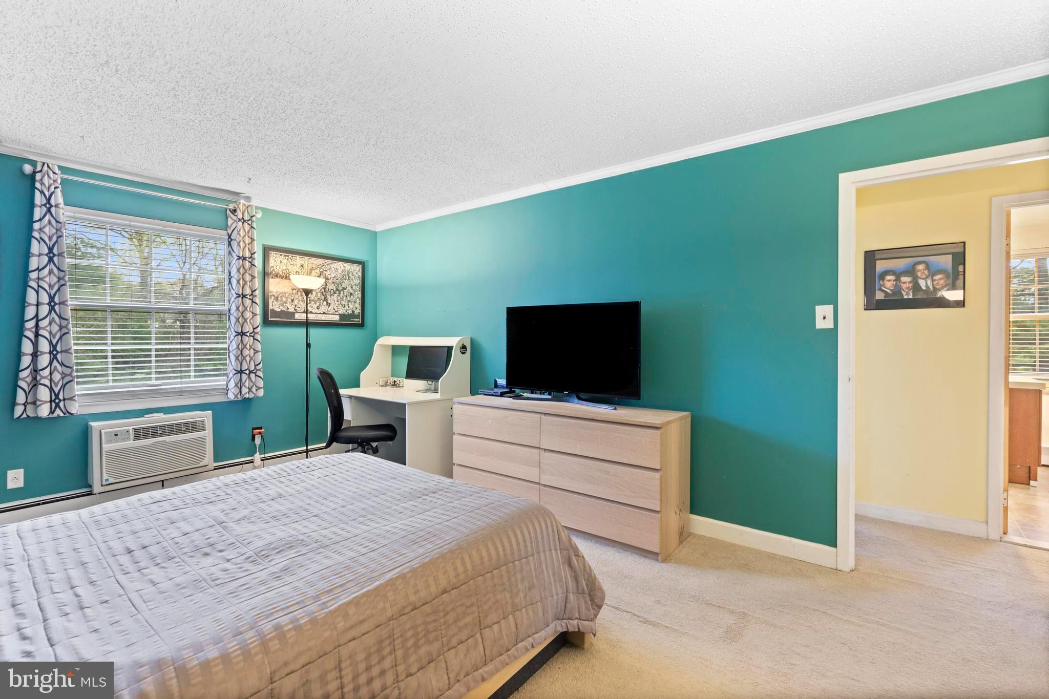 LAFAYETTE HILL - Residential