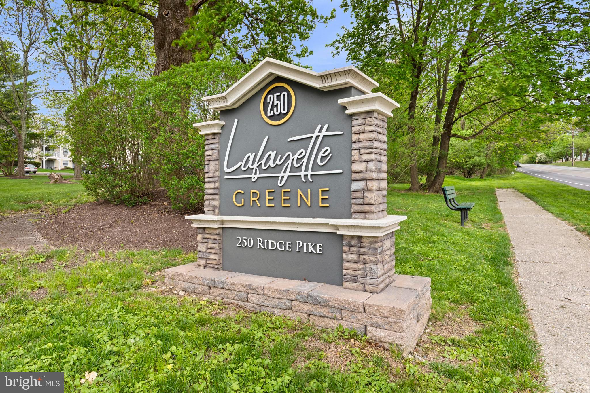 LAFAYETTE HILL - Residential