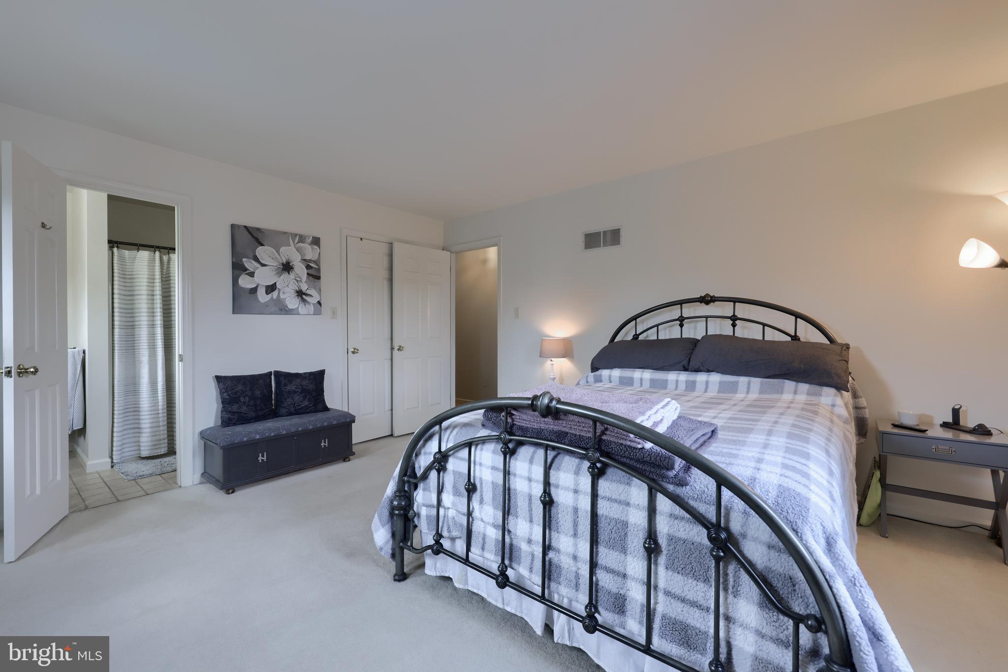 COLONY PARK - Residential