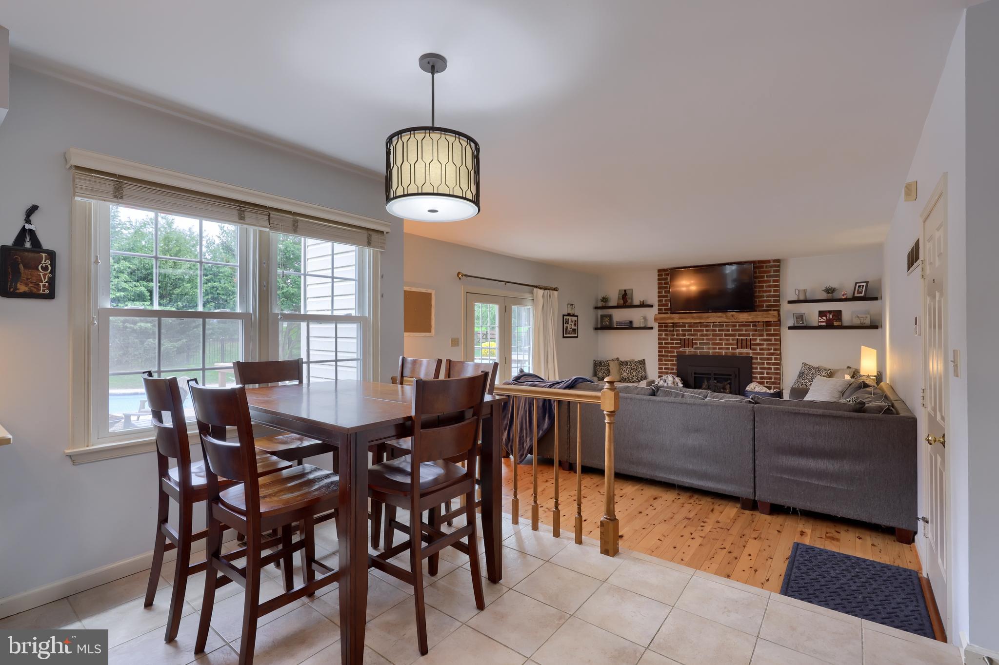 COLONY PARK - Residential