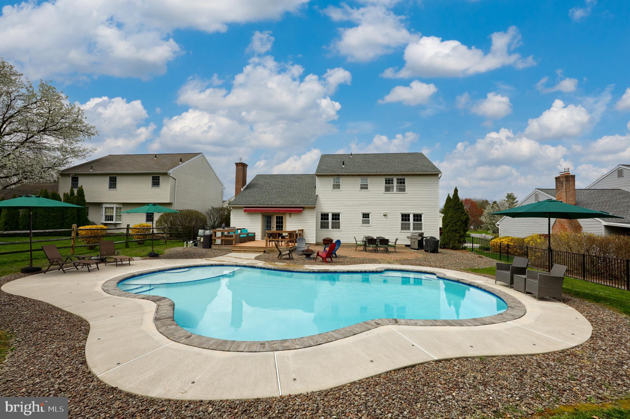 COLONY PARK - Residential