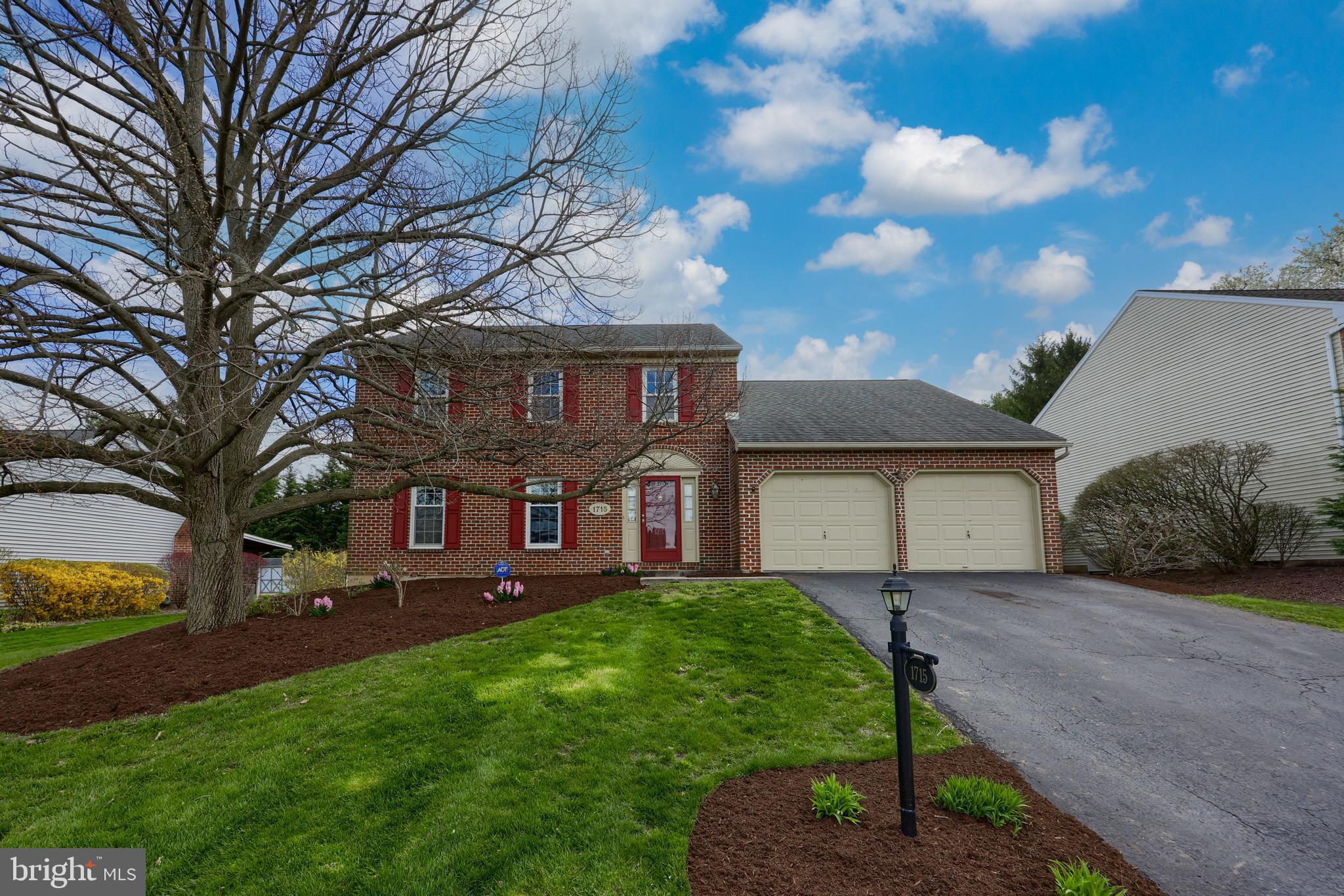 COLONY PARK - Residential