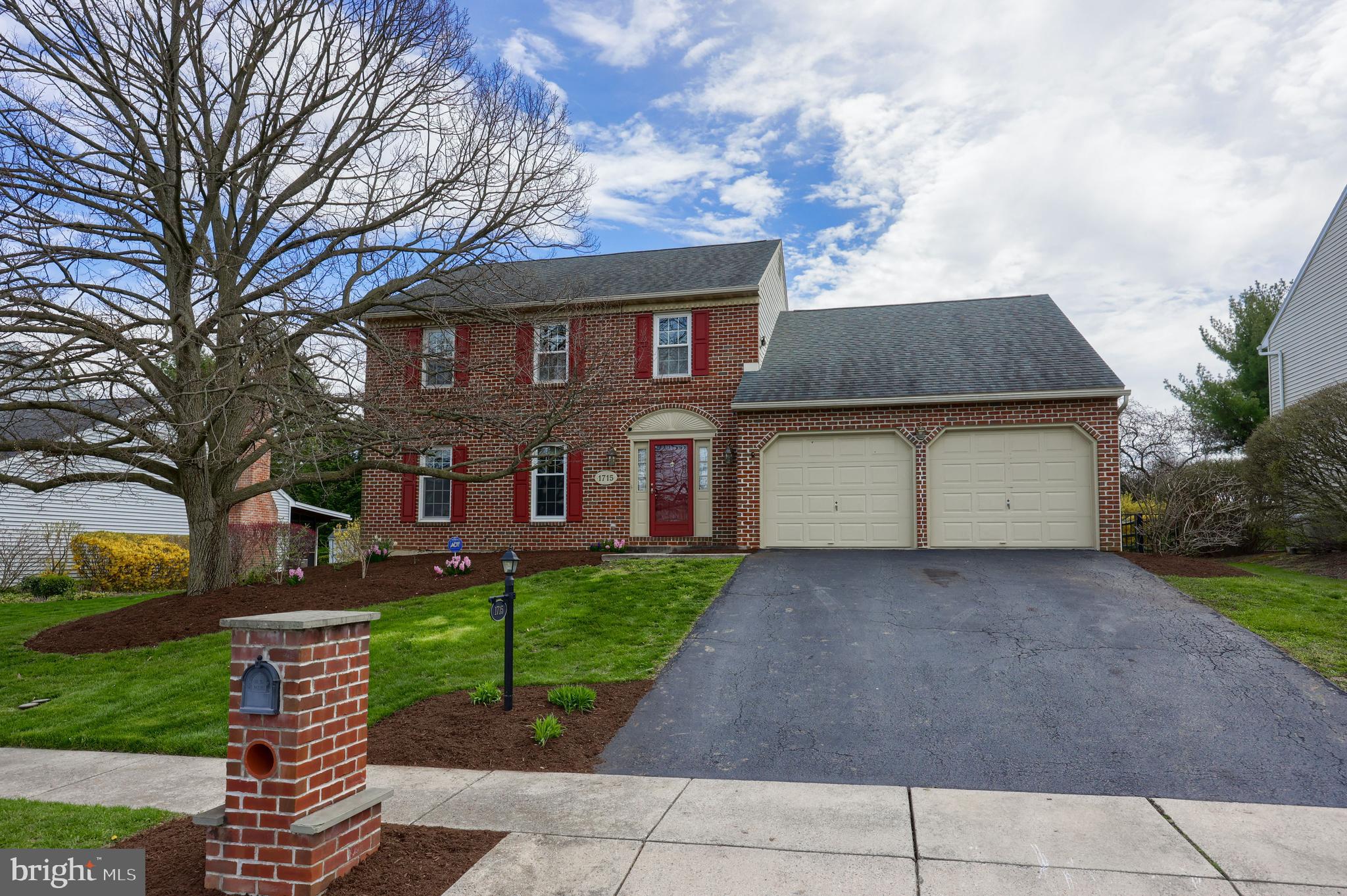 COLONY PARK - Residential