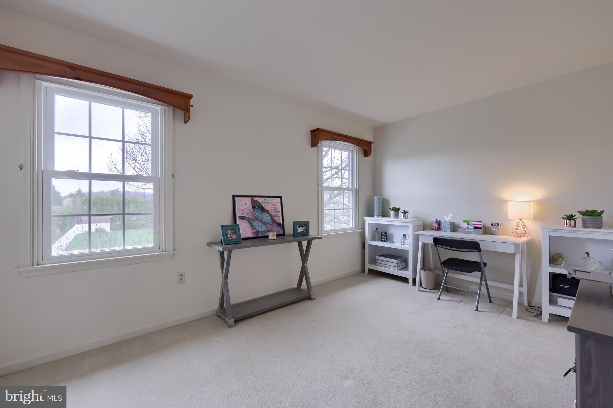 COLONY PARK - Residential