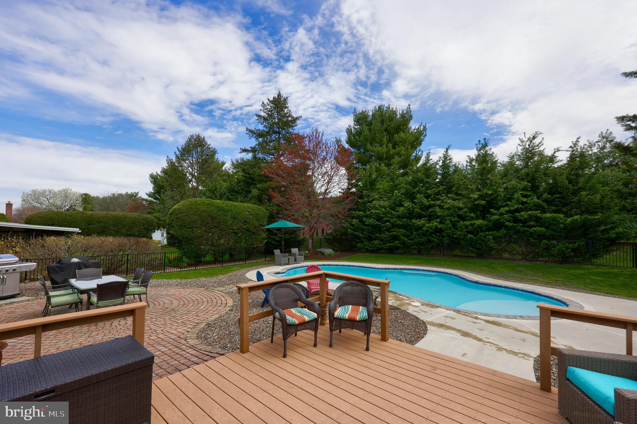 COLONY PARK - Residential