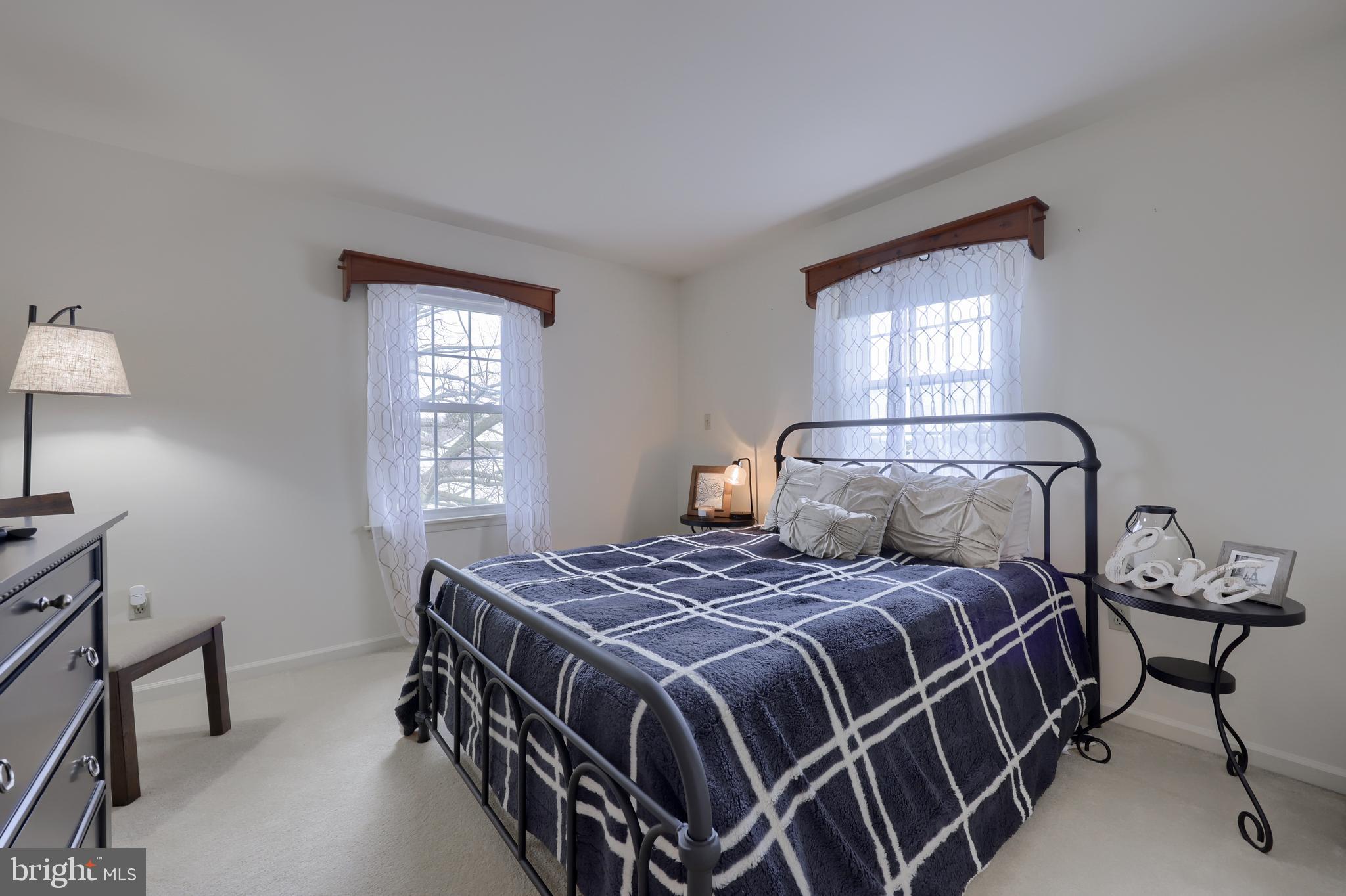 COLONY PARK - Residential