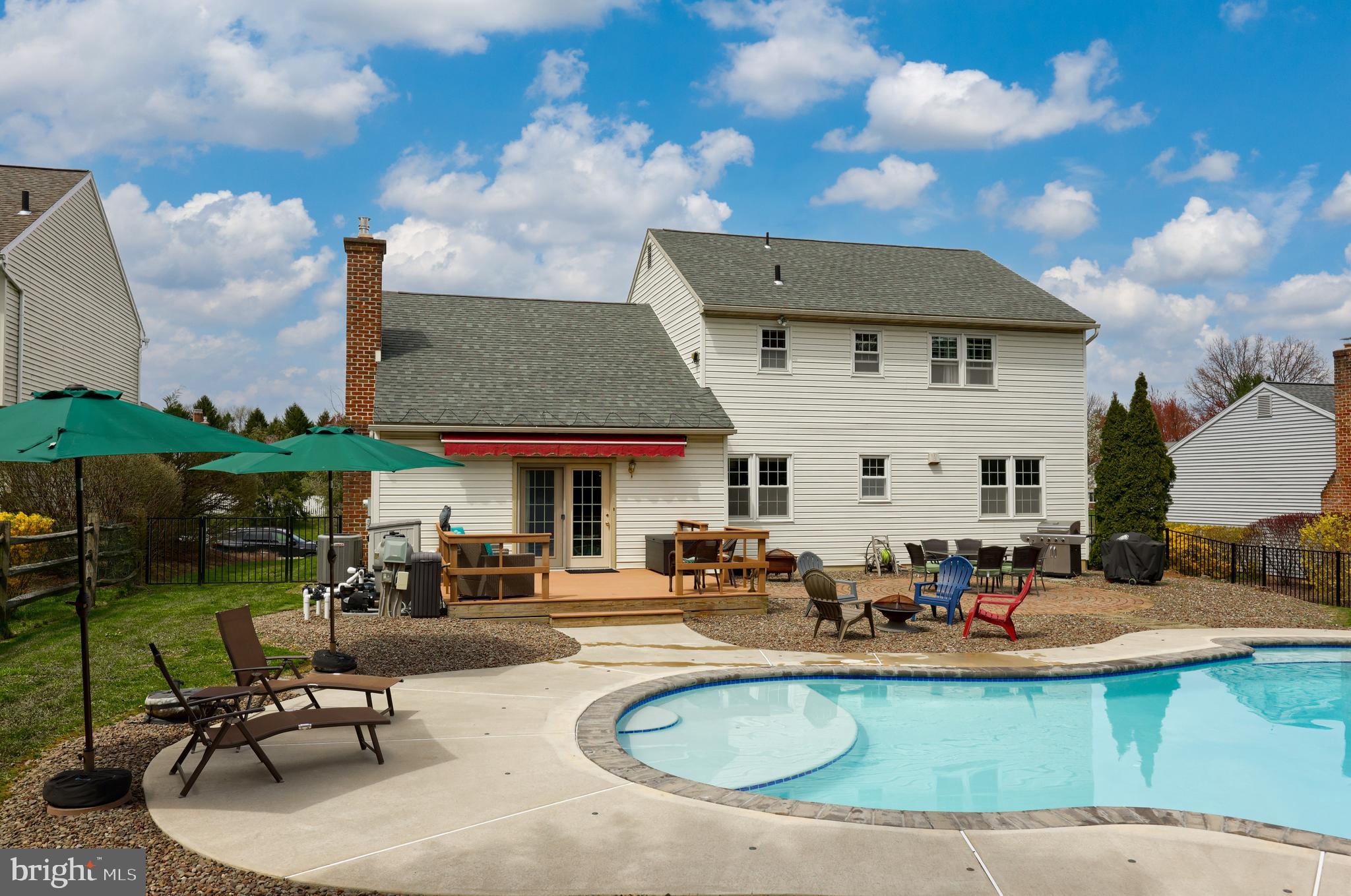 COLONY PARK - Residential