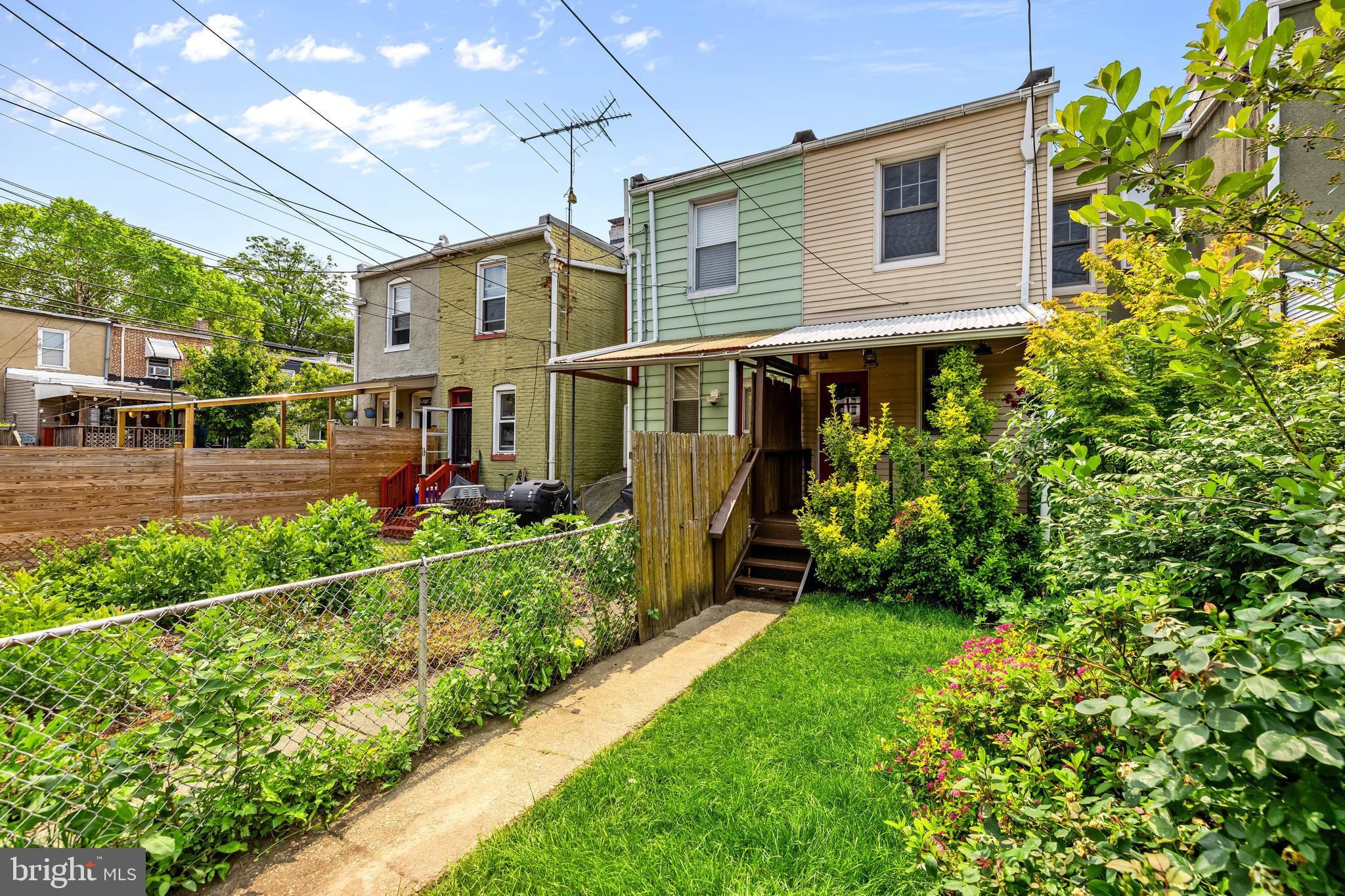 HAMPDEN HISTORIC DISTRICT - Residential