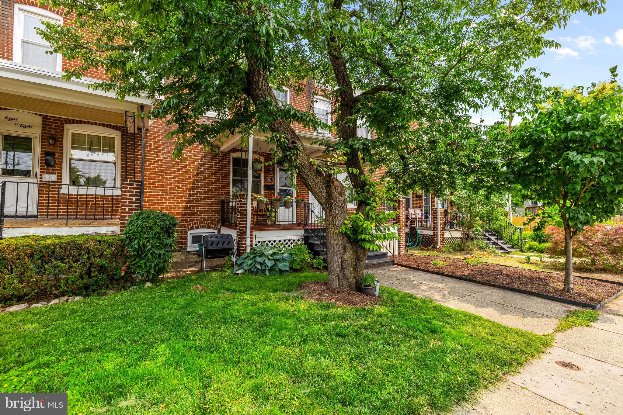 HAMPDEN HISTORIC DISTRICT - Residential
