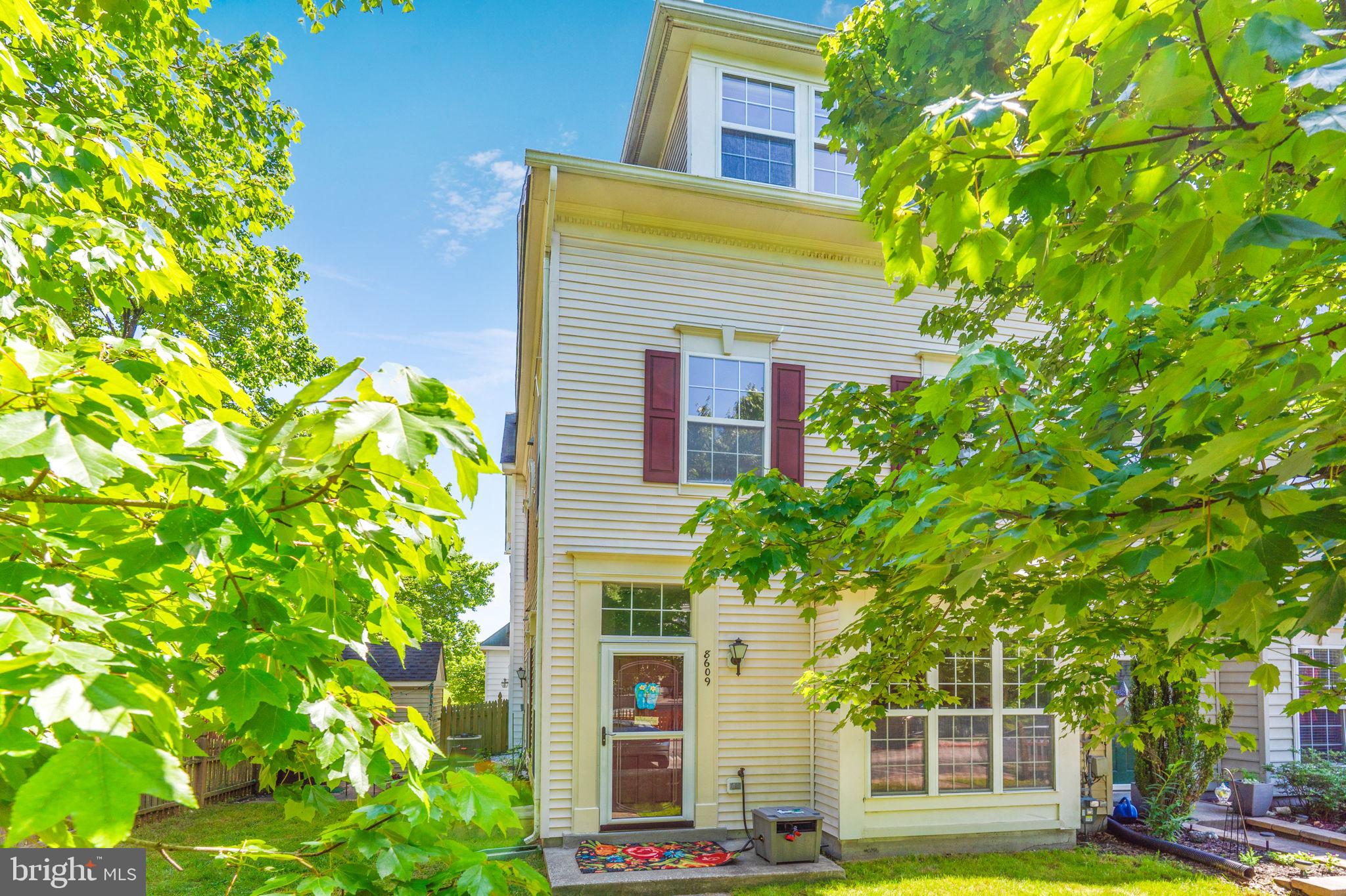 PINEY ORCHARD - Residential