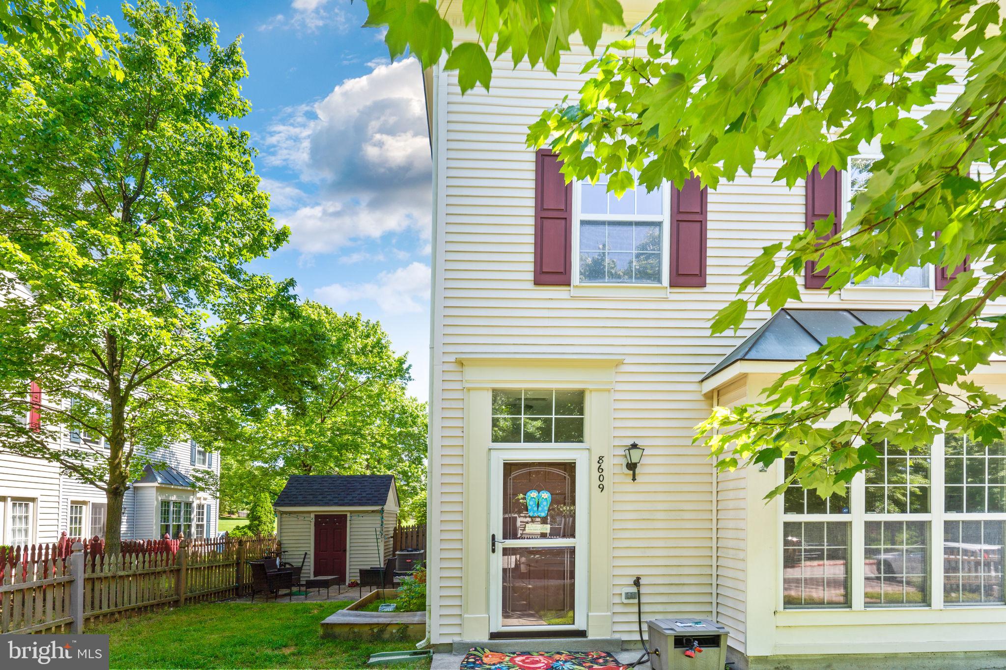 PINEY ORCHARD - Residential