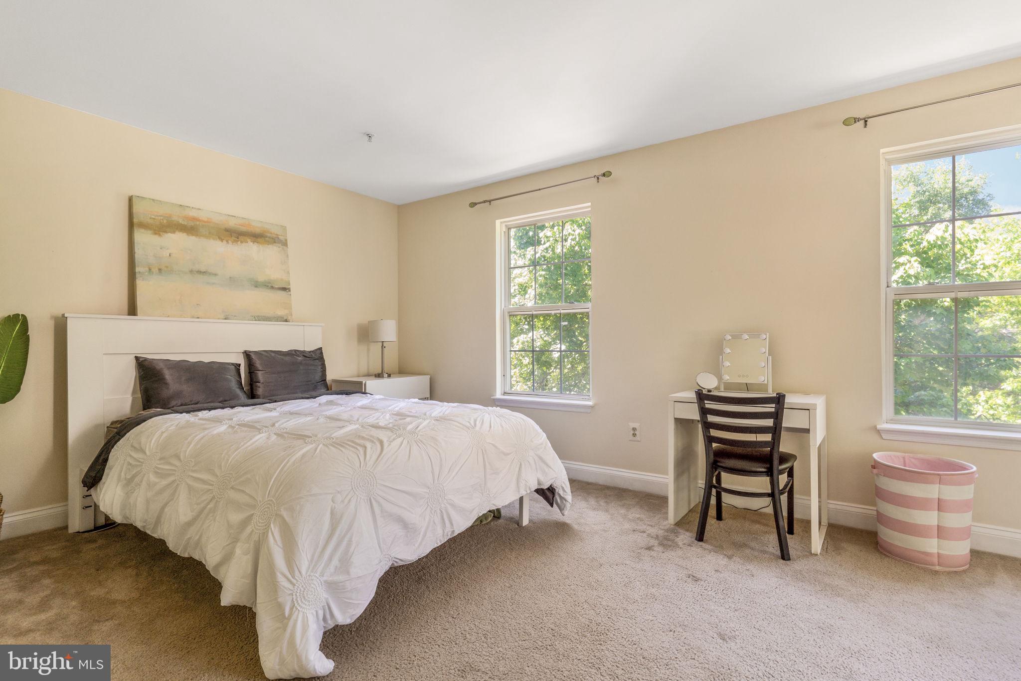 PINEY ORCHARD - Residential