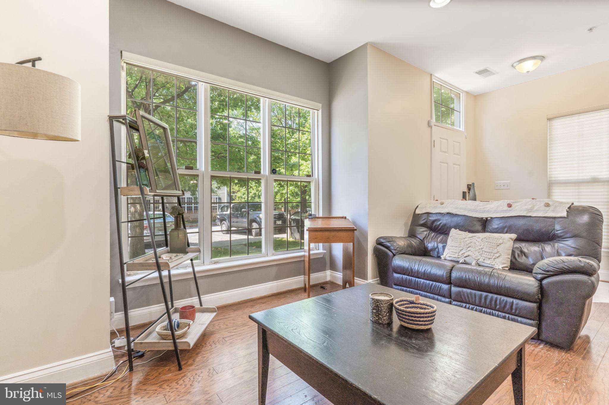 PINEY ORCHARD - Residential