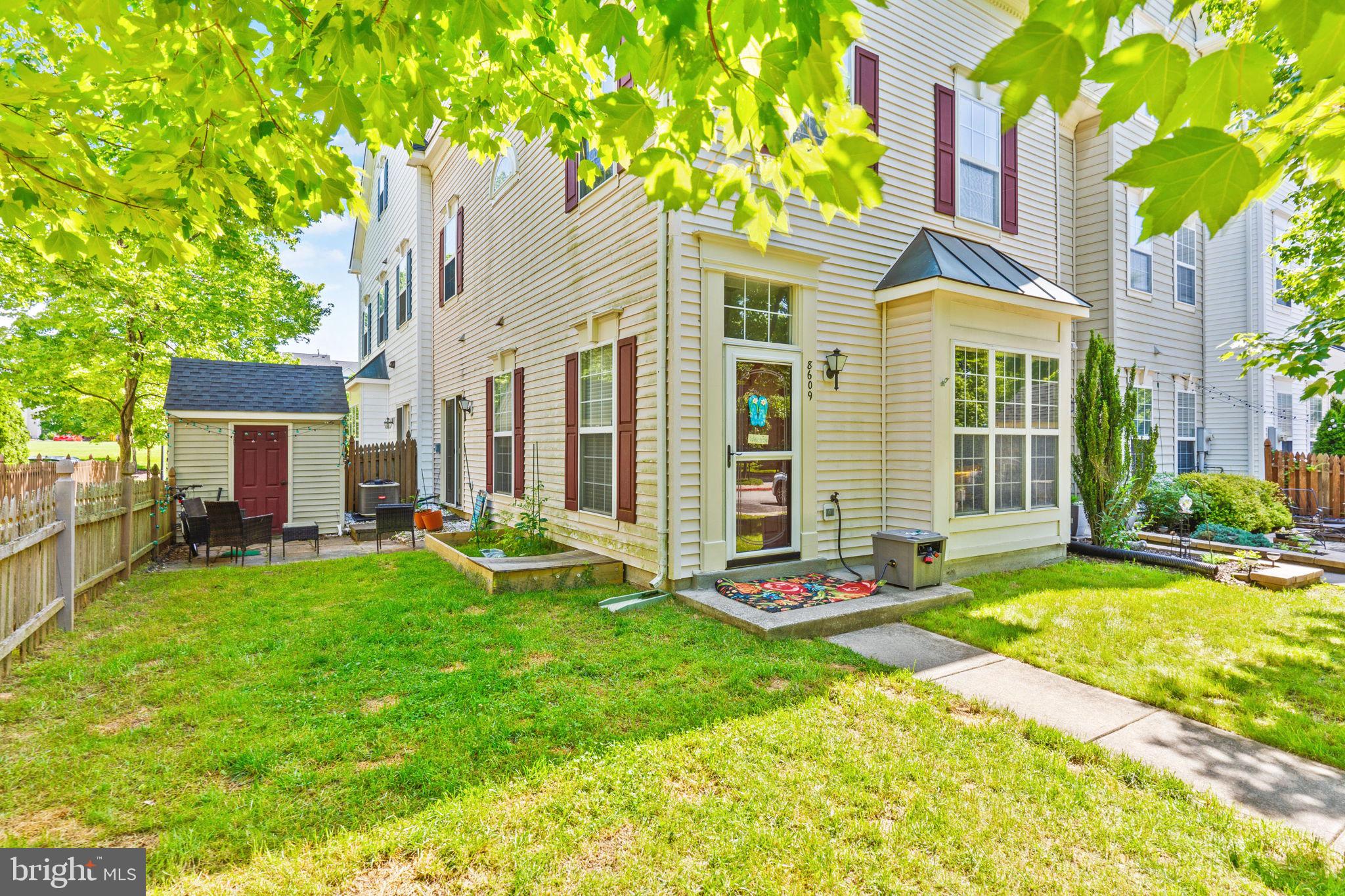 PINEY ORCHARD - Residential