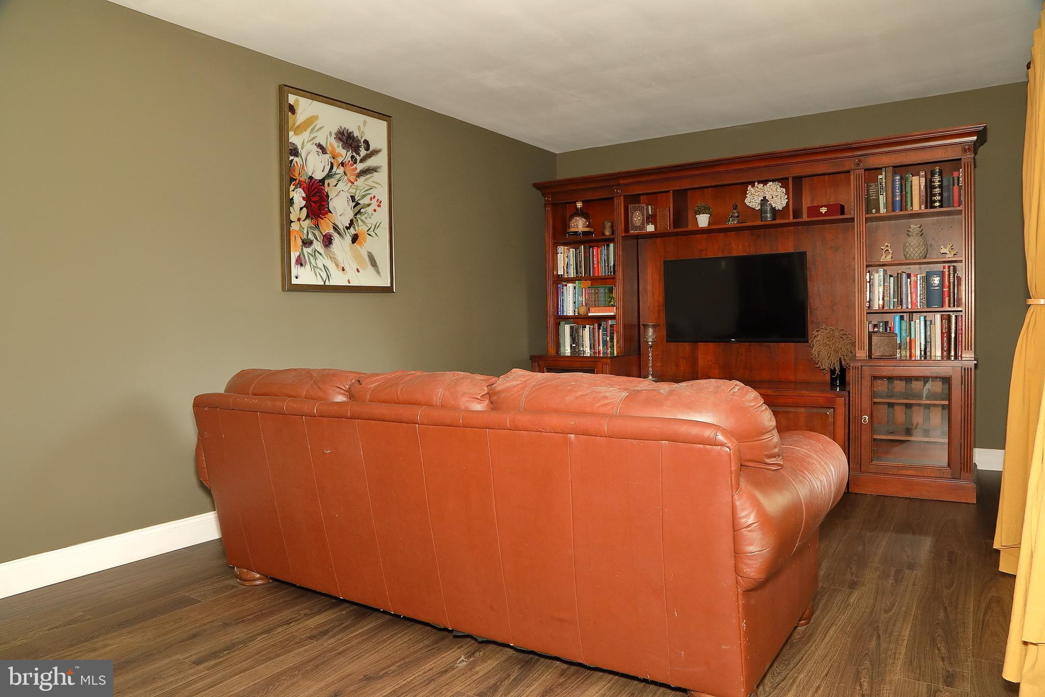 CENTERVILLE - Residential