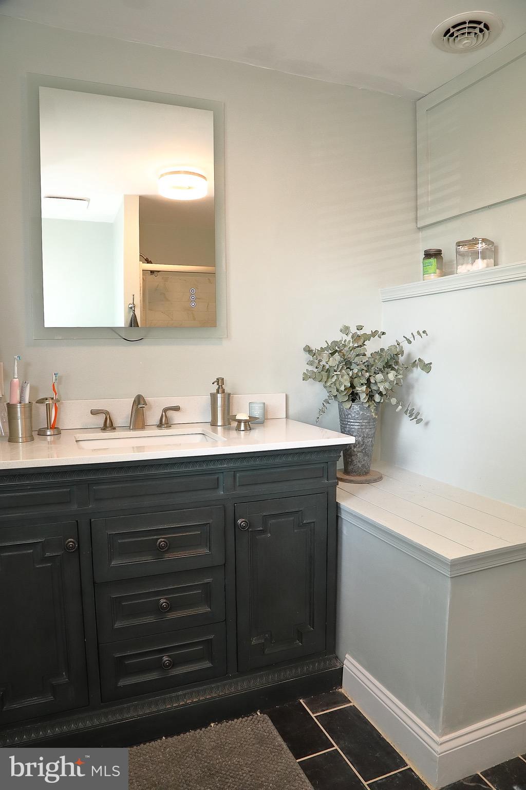 CENTERVILLE - Residential
