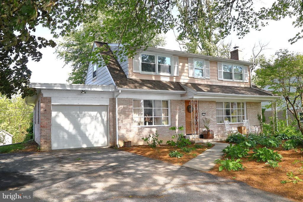 Photo of 1137 Devonshire Road, LANCASTER, PA 17601 (MLS # PALA2086172)