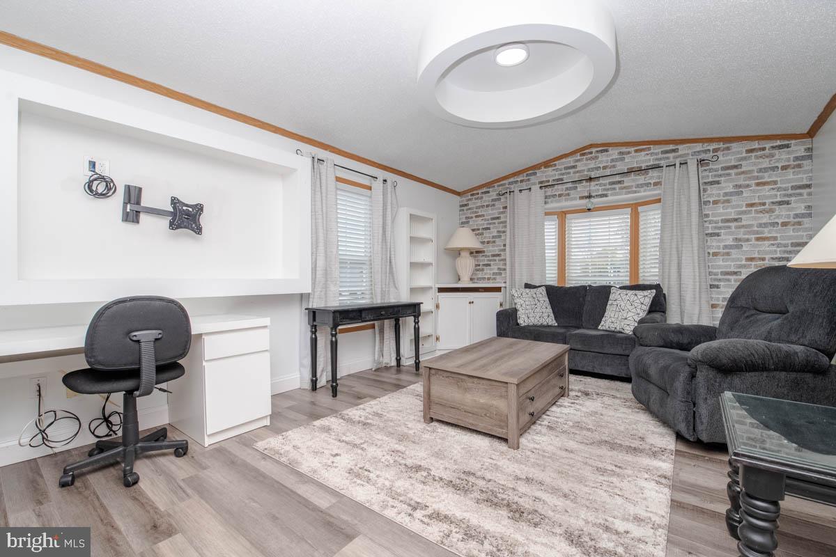 BISCAYNE BAY - Residential