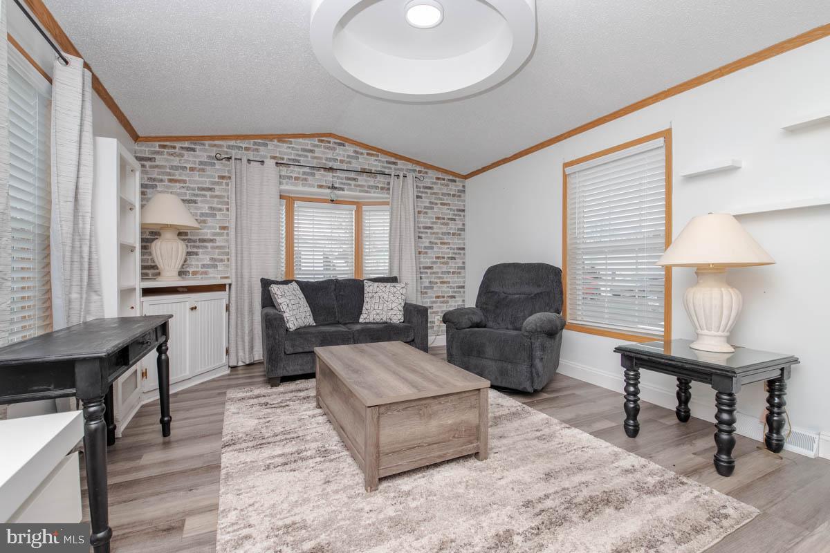 BISCAYNE BAY - Residential