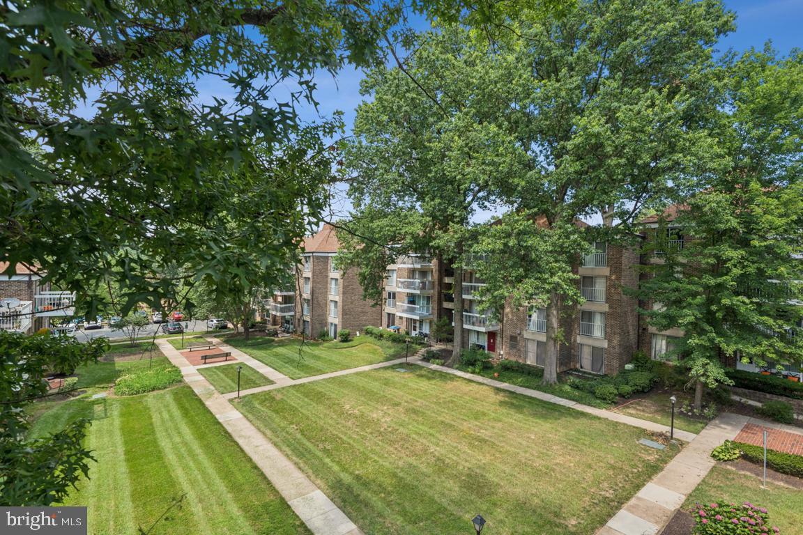 WESTCHESTER WEST - Residential