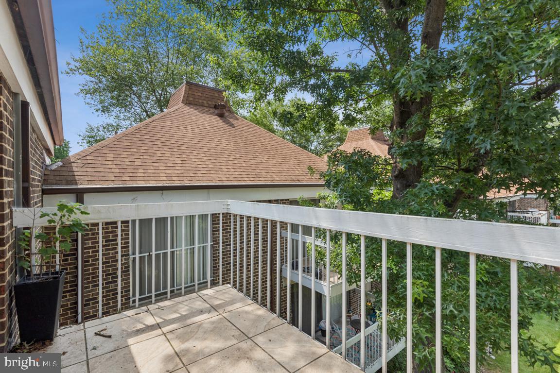 WESTCHESTER WEST - Residential